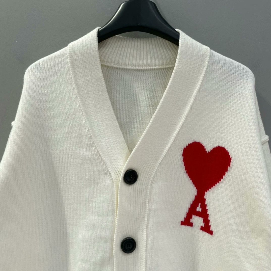 ○ ami アミパリス カーディガン ホワイト ニットカーディガン 長袖 シャツ