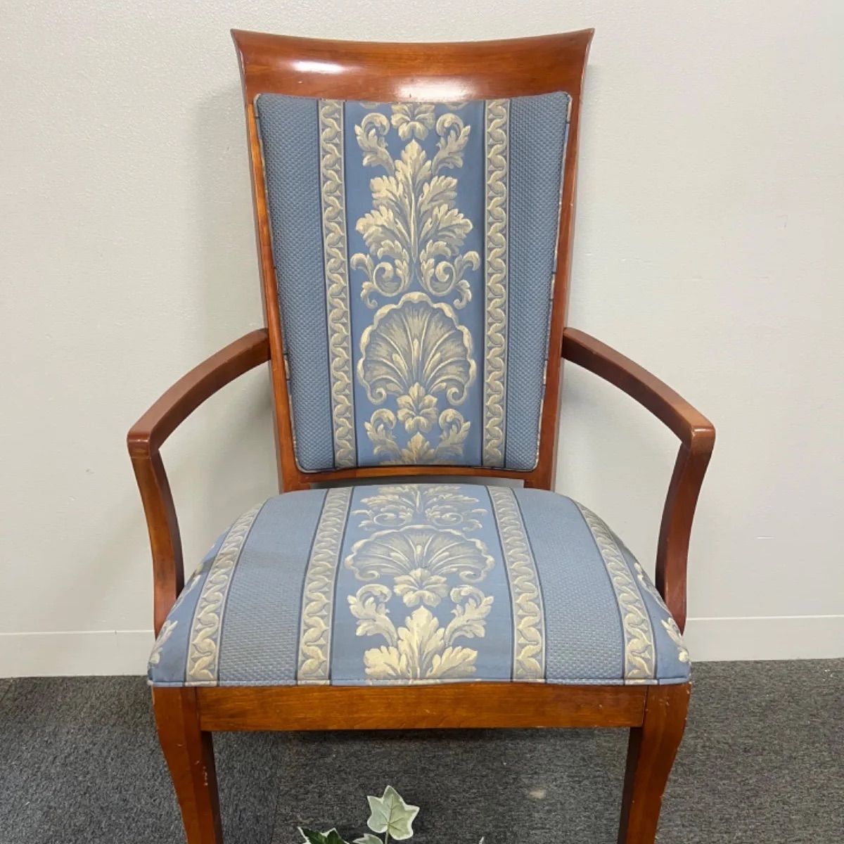 イーセンアーレン(アメリカ製)椅子＃1