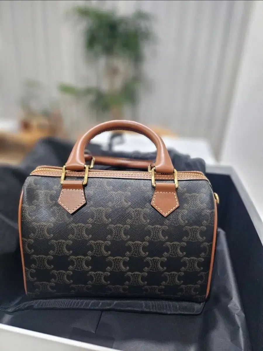 Celine セリーヌ スモール ボストンバッグ 販売