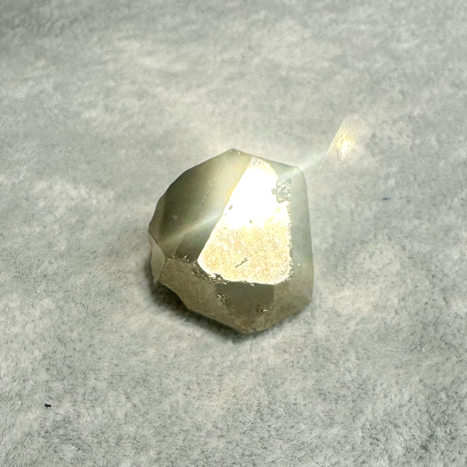 パイライト　原石　天然石　金運 金運＆財運の恵みの石 ゴールデン・パイライト原石25-8