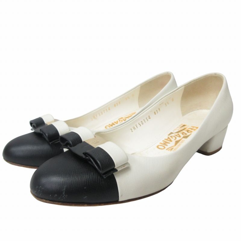 サルヴァトーレフェラガモ レザーパンプス ホワイト ヴァラ ヴァラ - ウィメンズ | Ferragamo