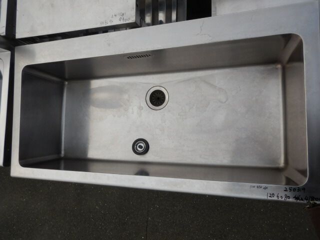 続々入荷中！ 業務用 ステンレス 1槽 シンク W120 D60 H80cm 槽内寸W1110D458深260mm 特別価格で大奉仕。