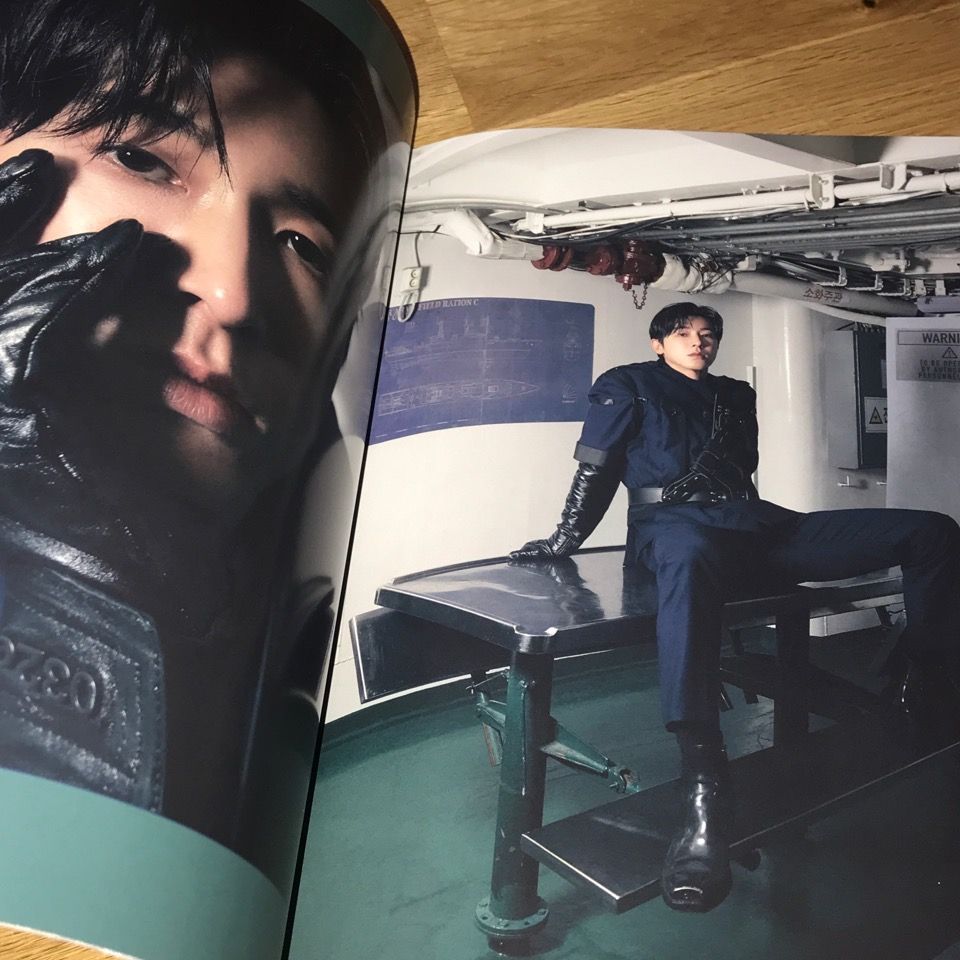 ユノ 直筆サイン「REALITY SHOW」Fake Zine ver.メント入 ユノ 直筆サイン「REALITY SHOW」Fake Zine ver.メント入 - メルカリ