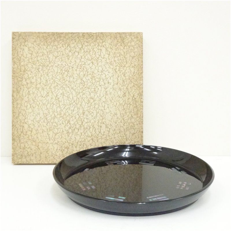 茶道具　八卦盆　漆芸　螺鈿　箱付き 漆塗螺鈿八卦盆（箱付） 和食器 食器 おしゃれ 骨董 トレイ