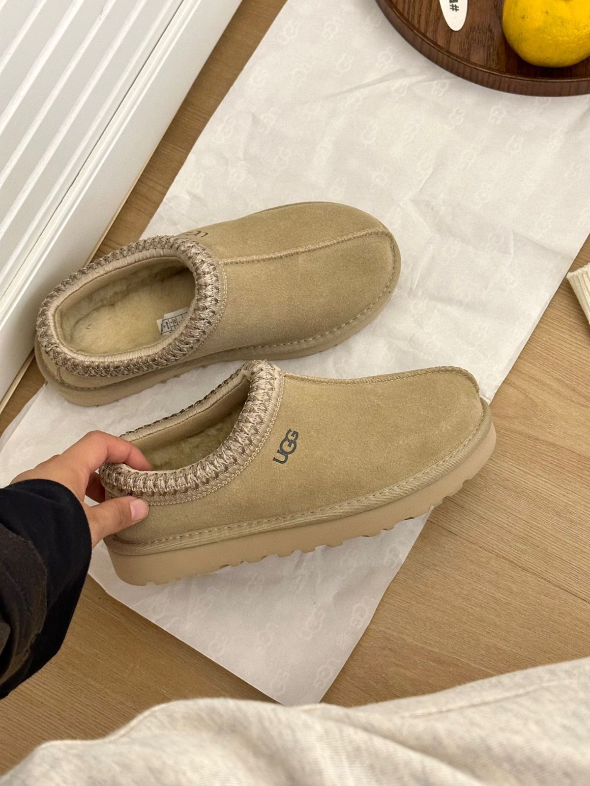 U新品 UGG アグ TAZZ タズ レディースブーツ マスタードシード GG アグ