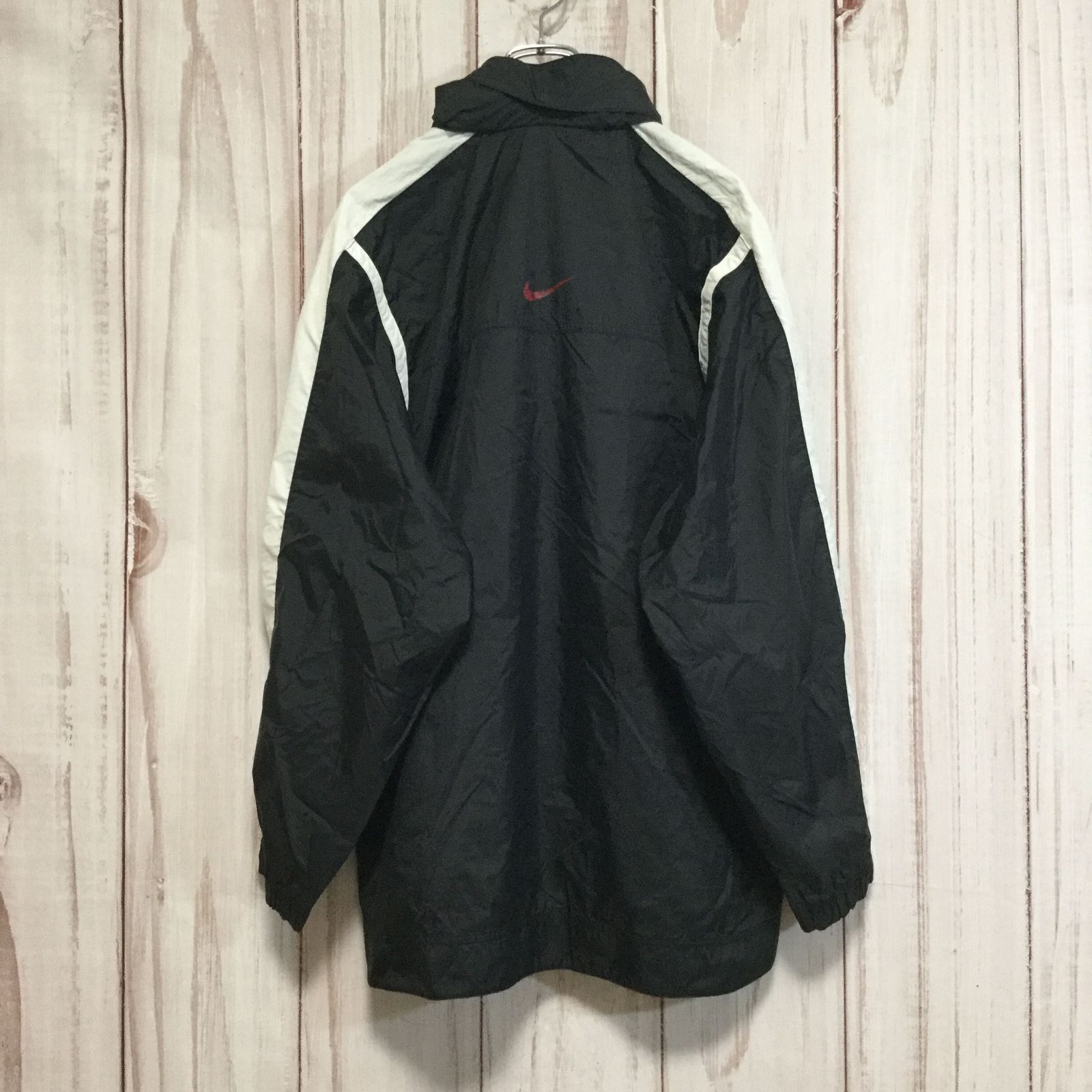 新品タグ付 NIKE Off-White コラボマウンテンパーカー ナイロン