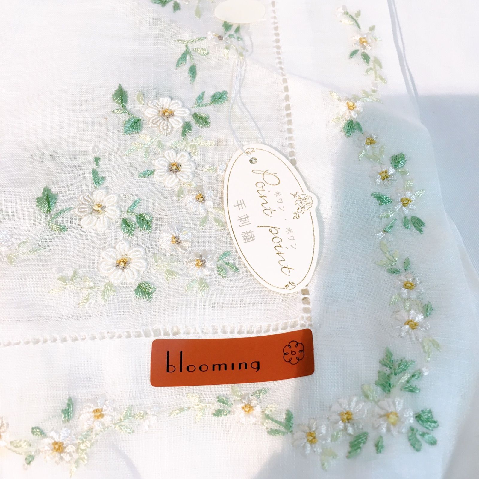Point point ポワンポワン ハンカチ 花刺繍 手刺繍 ベトナム製 綿