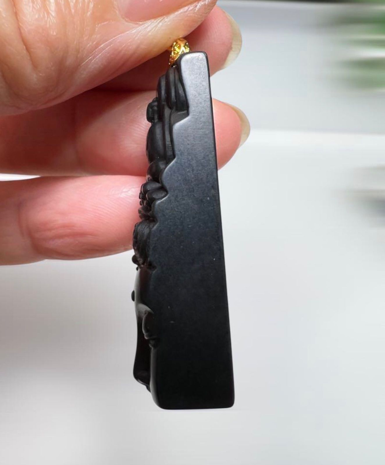 和田玉観音様彫り紐ネックレス 至高の慈悲 願望成就・開運・健康長寿