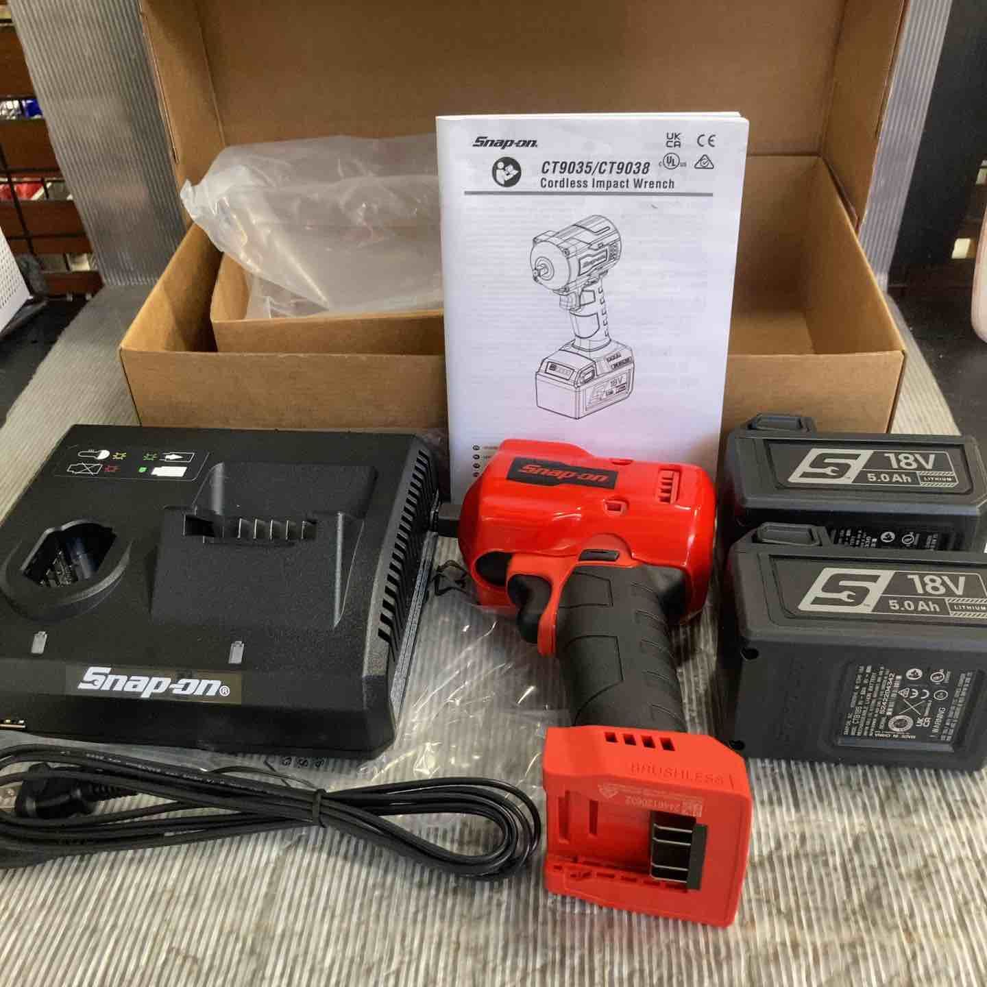 未使用】Snap-on(スナップオン) 1/2 コードレスインパクトレンチ 