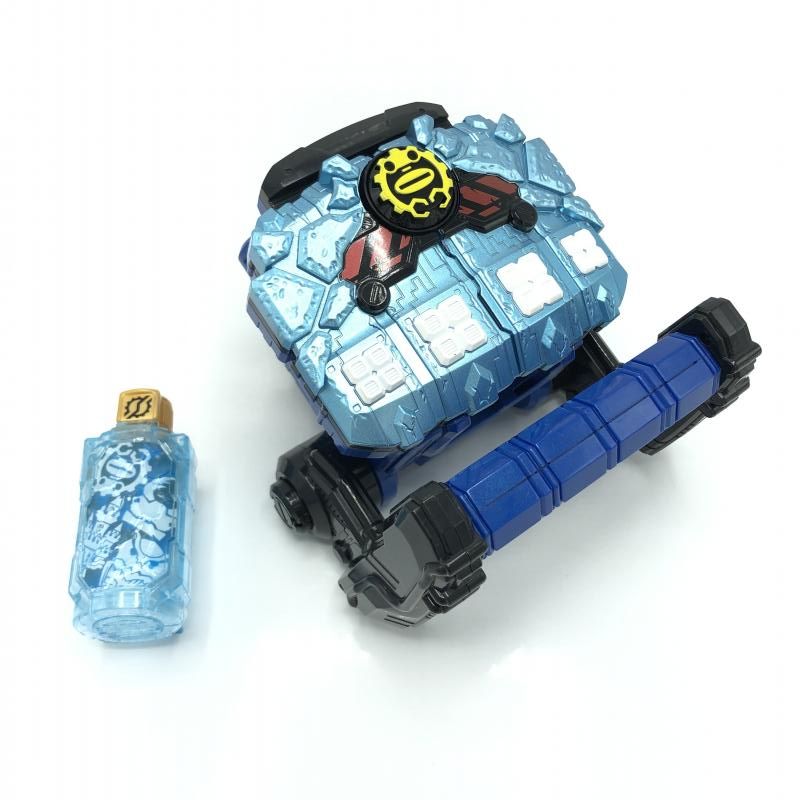 ☆未開封 SUPER BEST DXグリスブリザードナックル ☆仮面ライダー