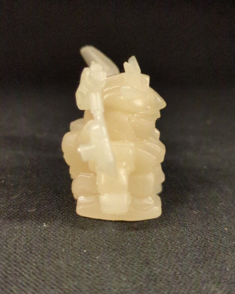  バンダイ 光るSDガンダムの卵 SDガンダム νガンダム蓄光 乳白色 カプセルトイ ガチャガチャ おもちゃ