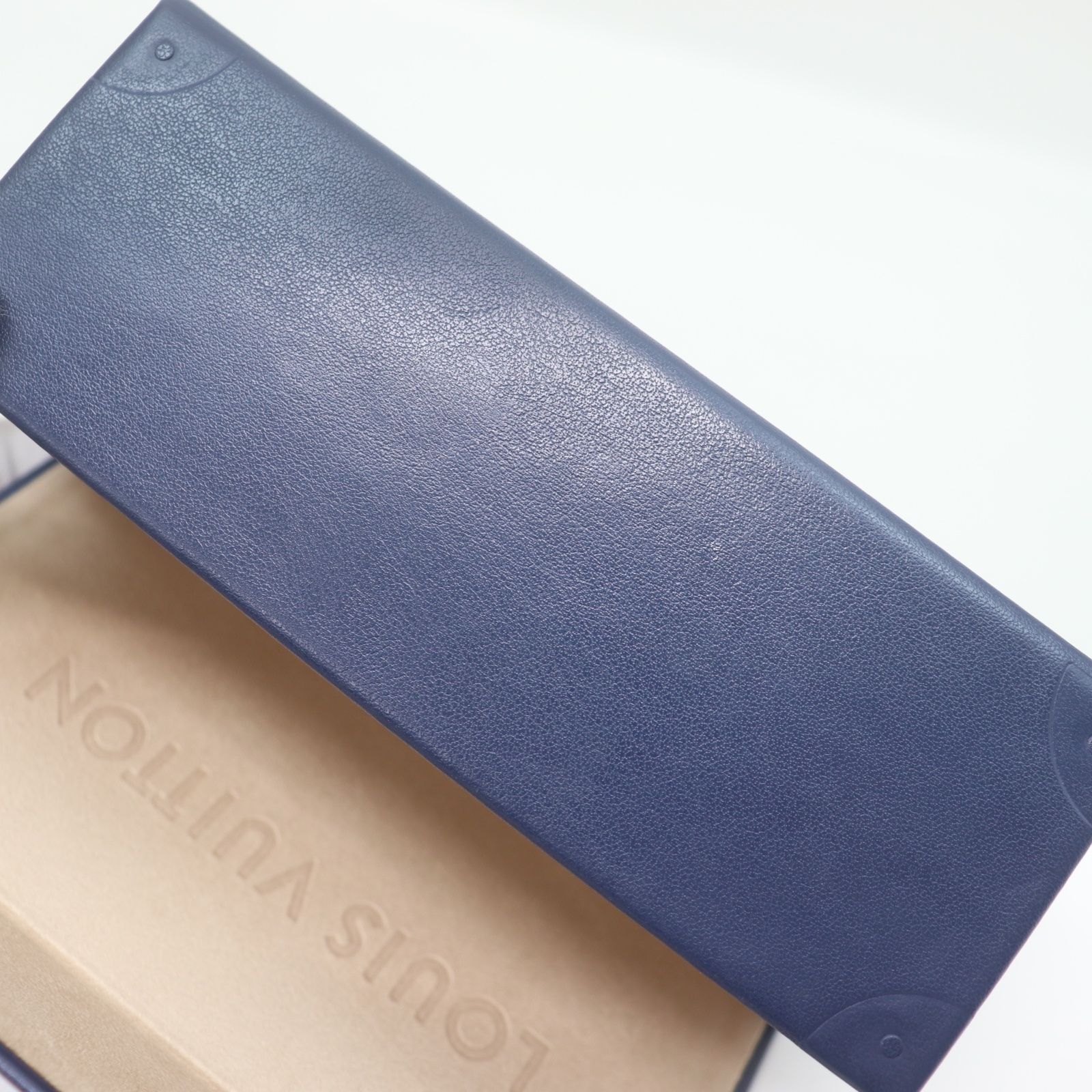 IT6JHETI2TF8 LOUIS VUITTON ルイヴィトン サングラス メガネ 空