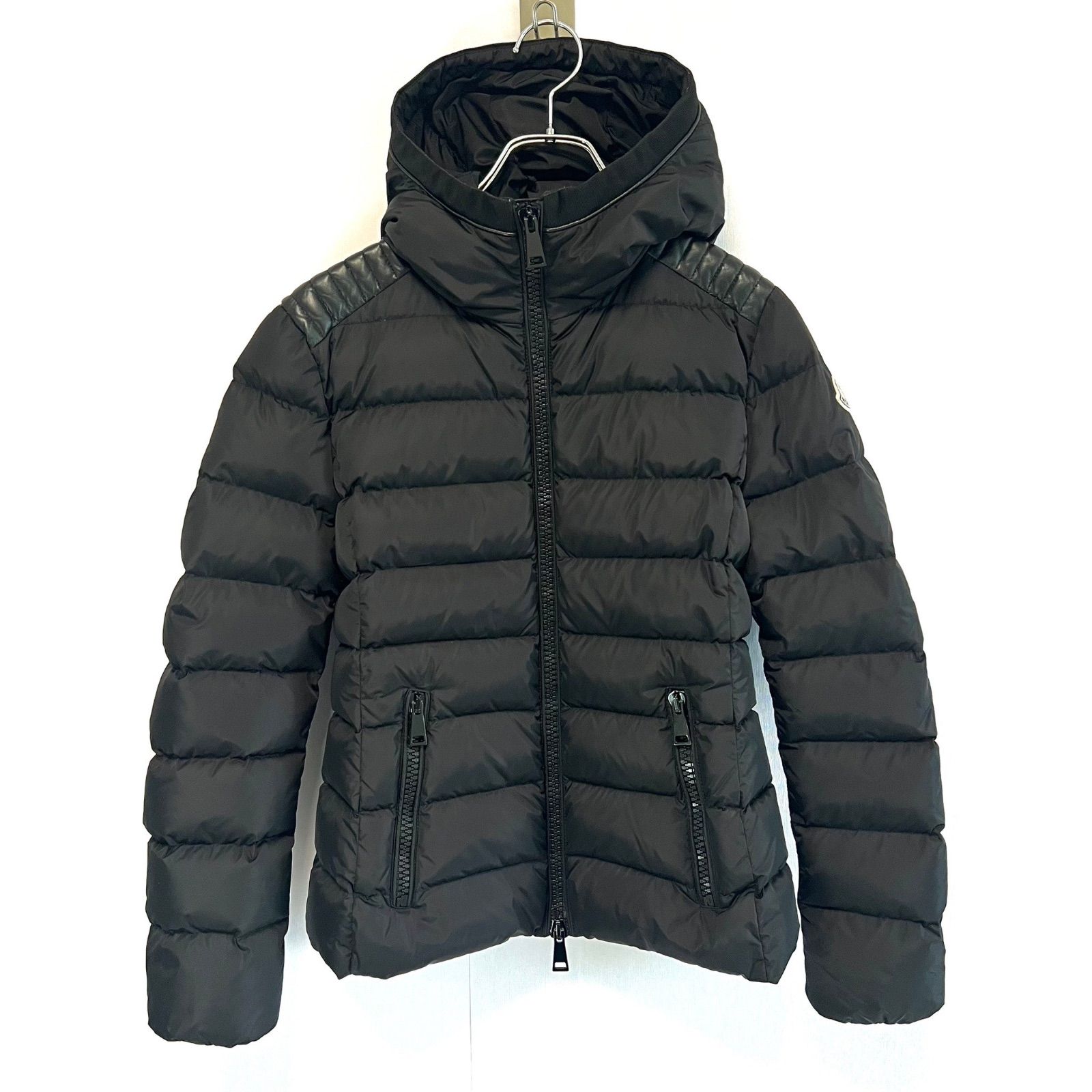 MONCLER TETRAS モンクレール ダウンジャケット レザーパッチ ブラック  