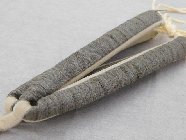 〔楽布特選〕P23603 墨染めの栗繭紬の草履の鼻緒 オークション t