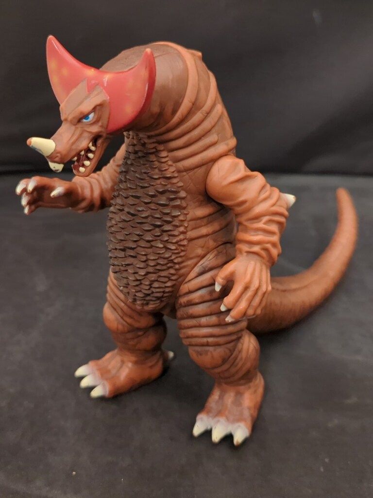 バンダイ ウルトラ怪獣シリーズ ゴモラ 9