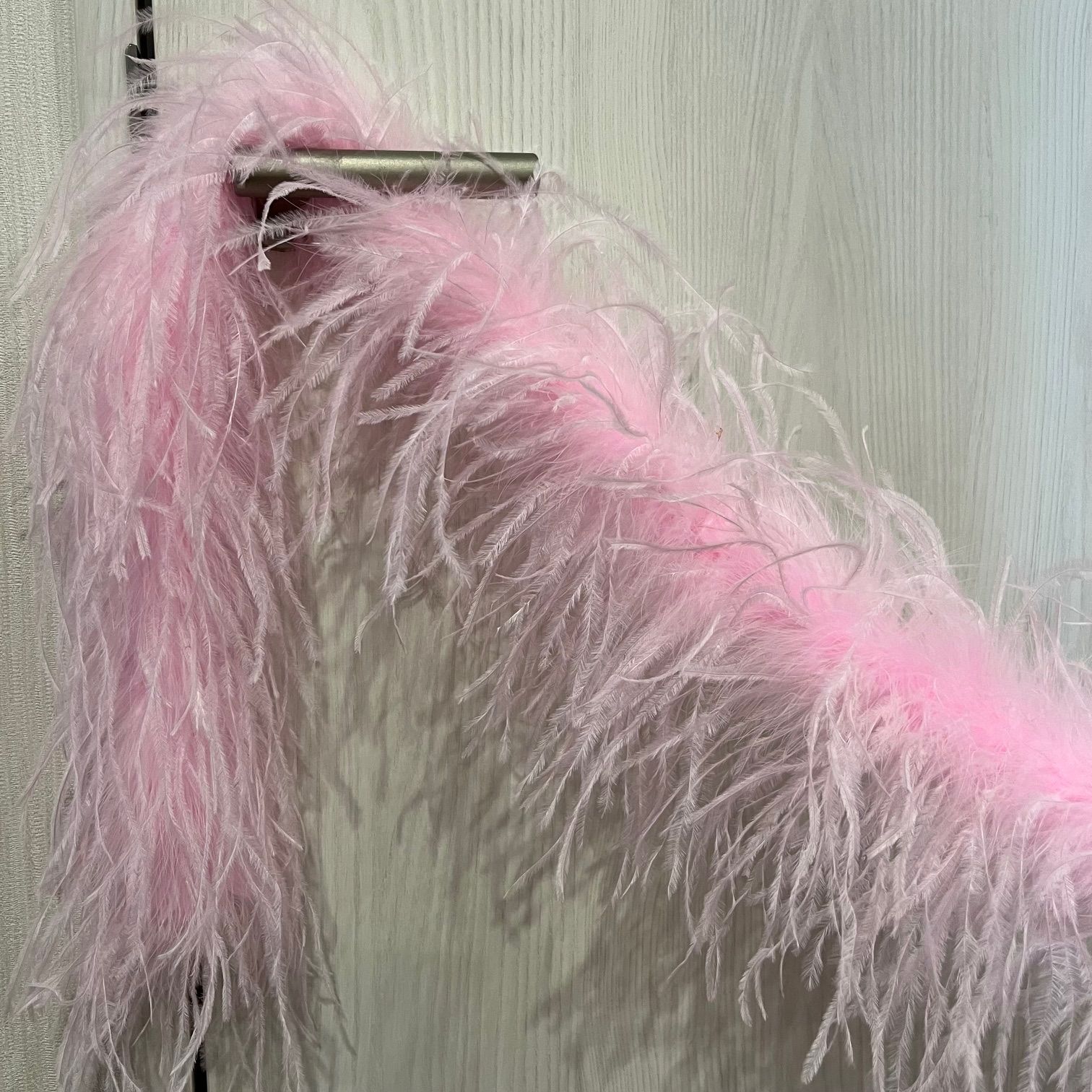 3本 ♥ オーストリッチファー 羽根 羽 社交ダンス モダンドレス ラテンドレス スタンダード パーティ―ドレス ファー 1本 薄ピンク 長毛タイプ げ不可