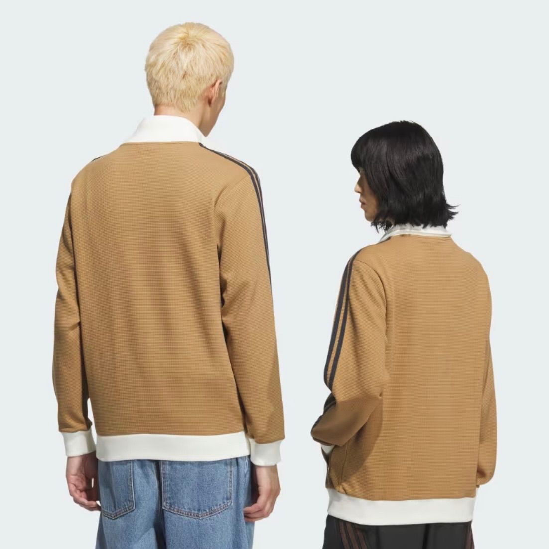 日本未発売カラーXS⭐️新品 adidas アディカラー 刺繍トレファイル