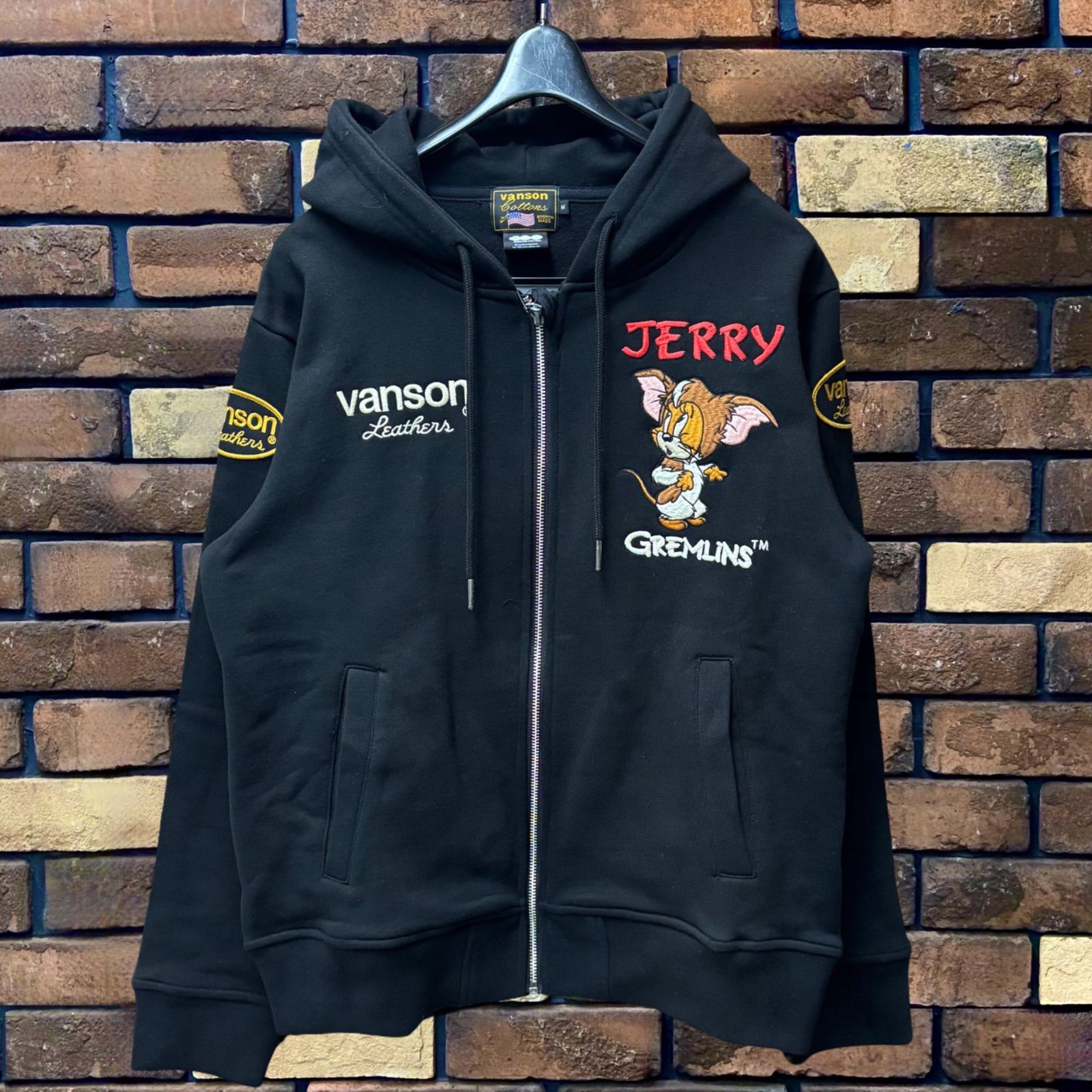 TOM&JERRYコラボ 】 裏毛ZIPパーカー グレムリン ジェリー VANSON 