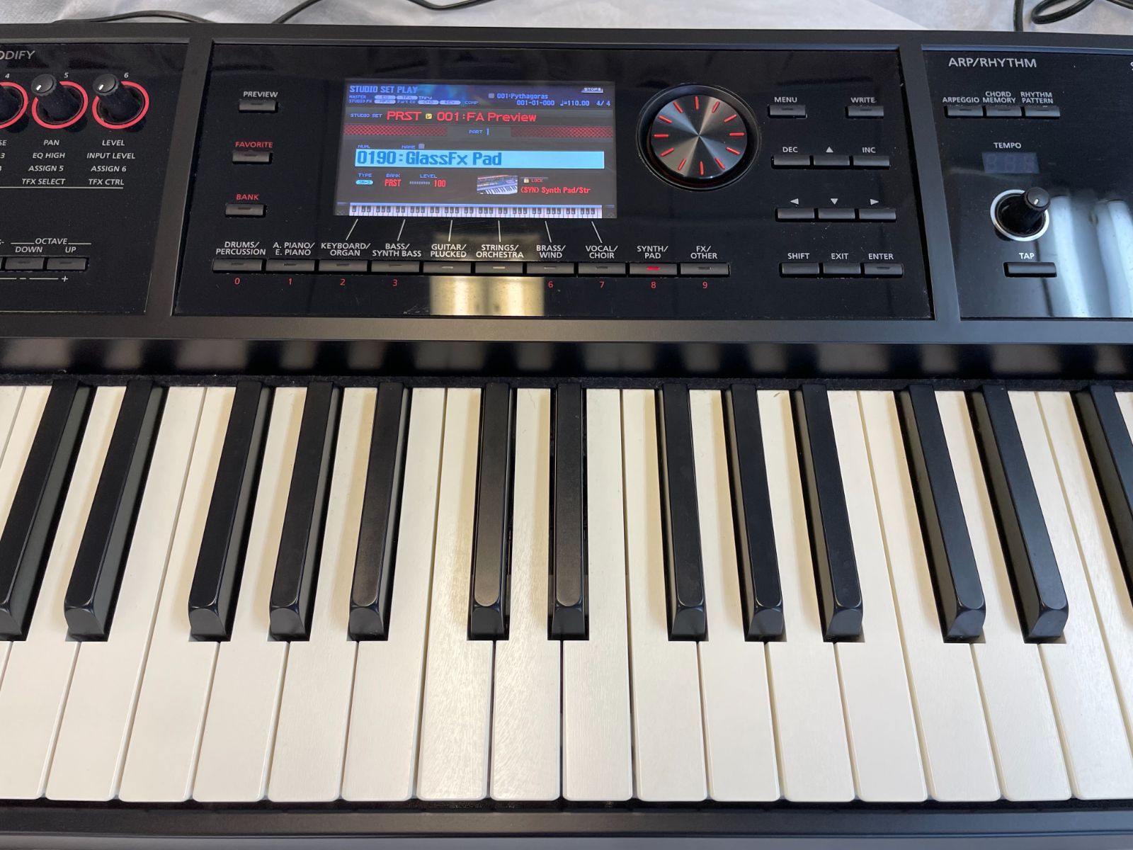 備品完備】美品です！Roland FA-08 シンセサイザー キーボード