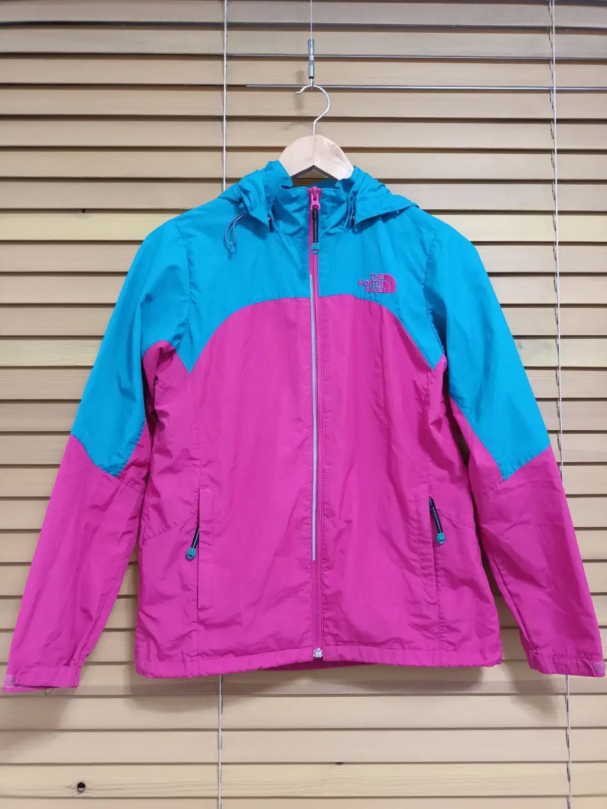 NORTH FACE