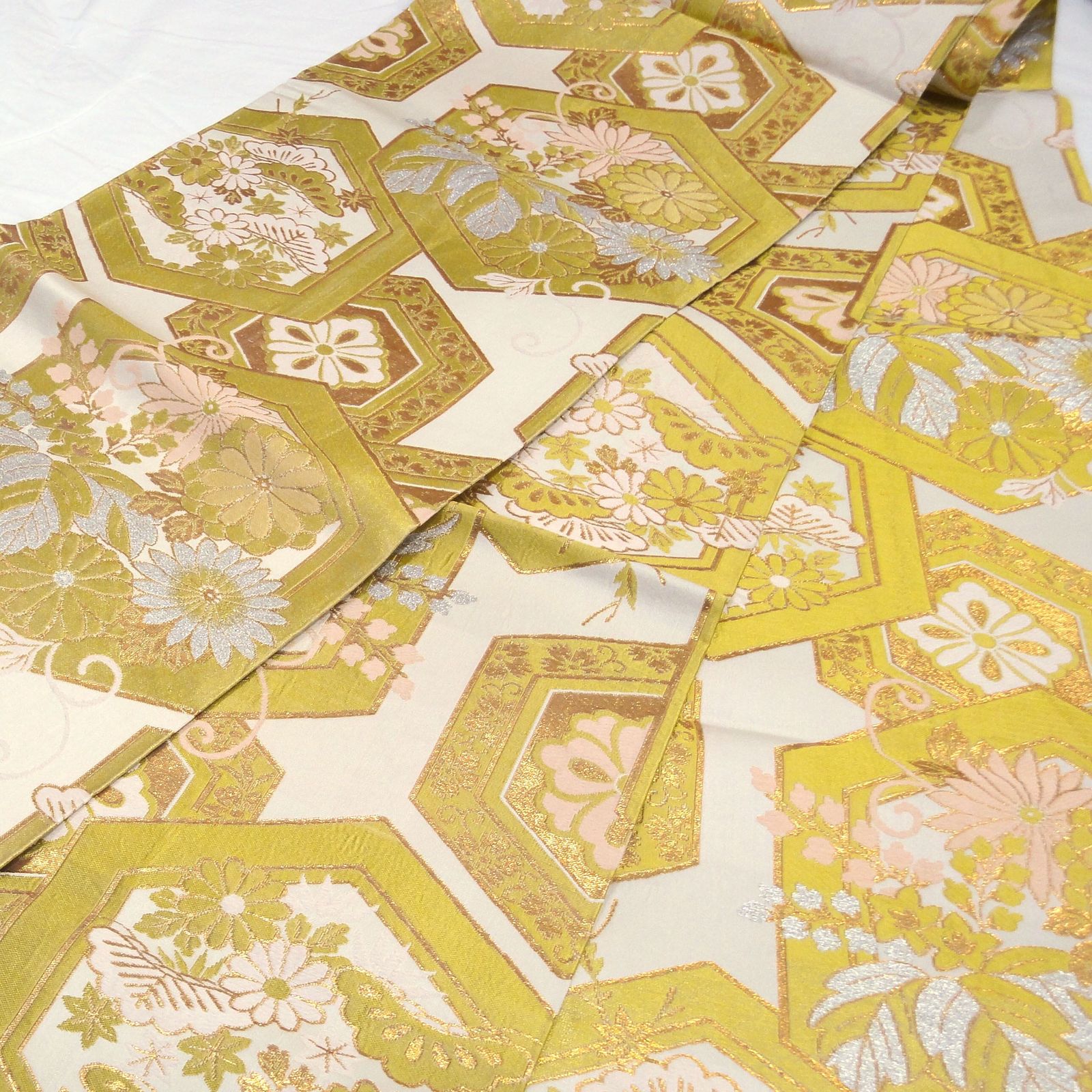 正絹 丸帯 金 花 亀甲 No.200701-0359 梱包サイズ60