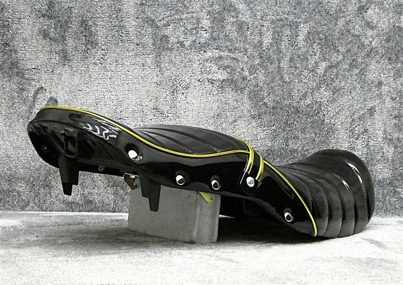 ゴールド リベット