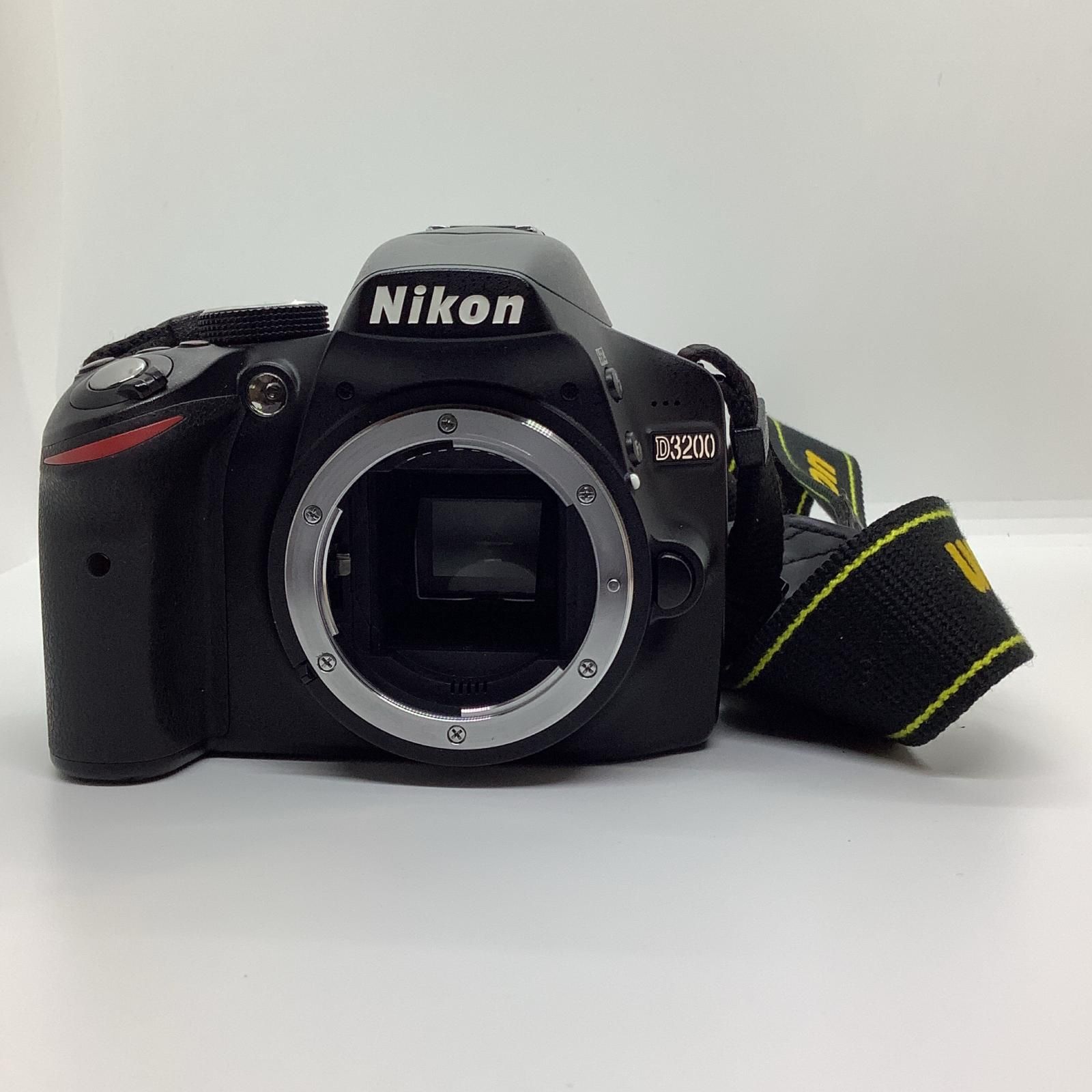 【動作確認OK】Nikon　D3200 ダブルズームキット Nikon デジタル一眼 D3200 ダブルズームキット ブラック 動作