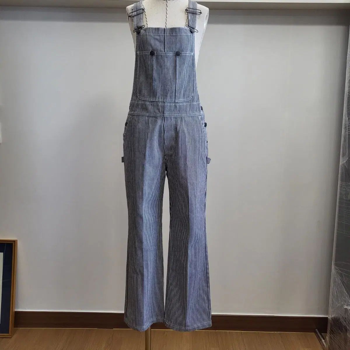 ストライプ オーバーオール 販売しています