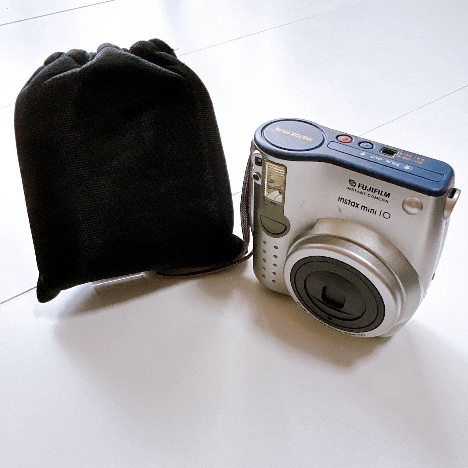 フジフィルム instax mini 10 チェキ シルバー 動作確認済み インスタ 
