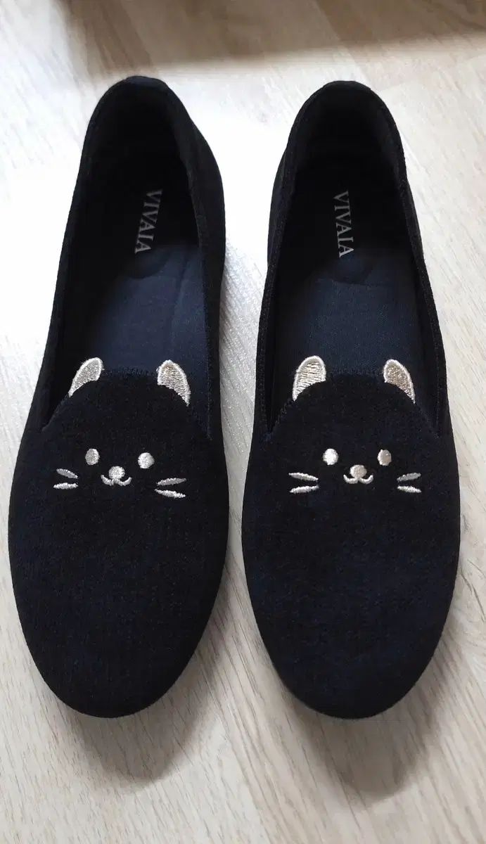 vivaia ビバイア ローファー フラットシューズ