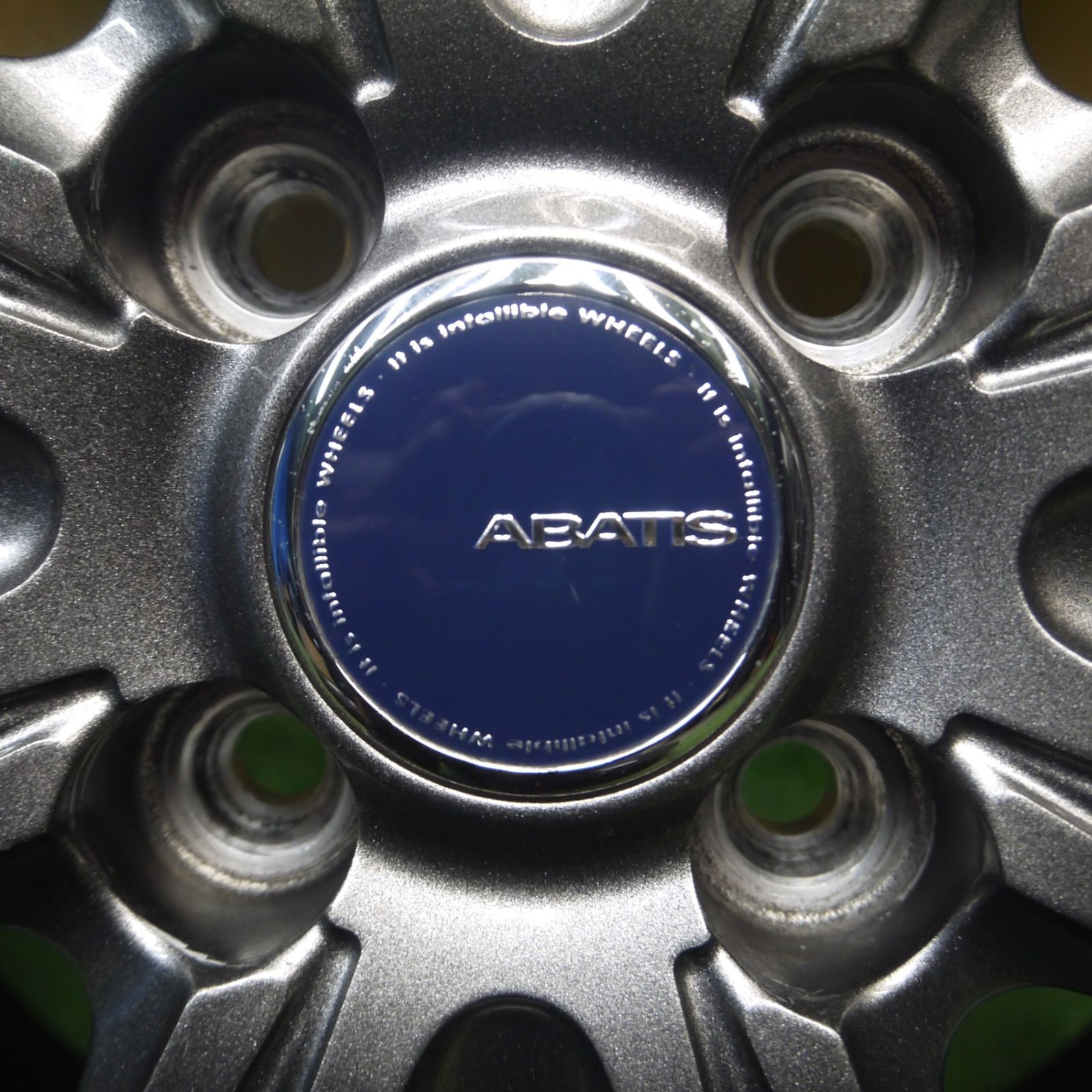 *送料無料* バリ溝！21年！キレイ！9.5分★スタッドレス 175/70R14 ヨコハマ アイスガード iG60 ABATIS アバティス ...