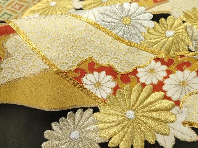 平和屋着物○豪華黒留袖 駒刺繍 正倉院更紗花鳥文 金彩 正絹 逸品