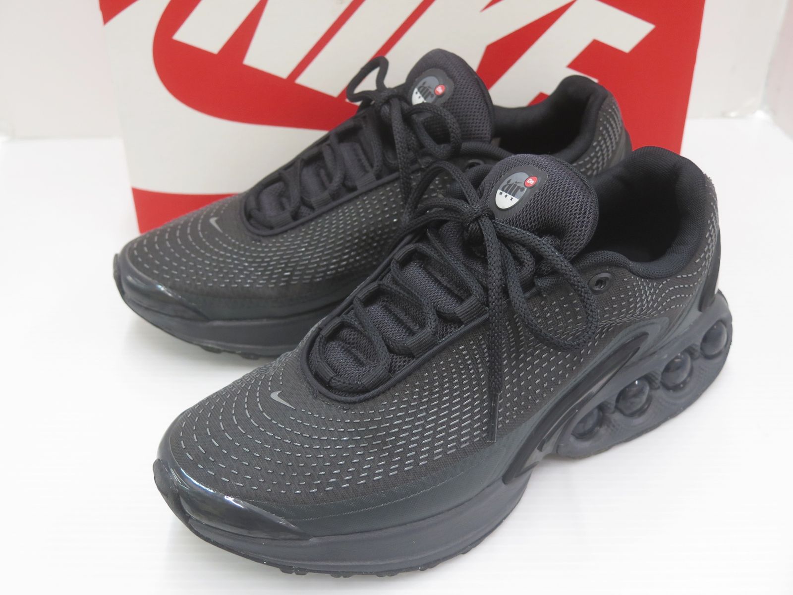 NIKE ナイキ DV3337-002 AIR MAX DN スニーカー　27