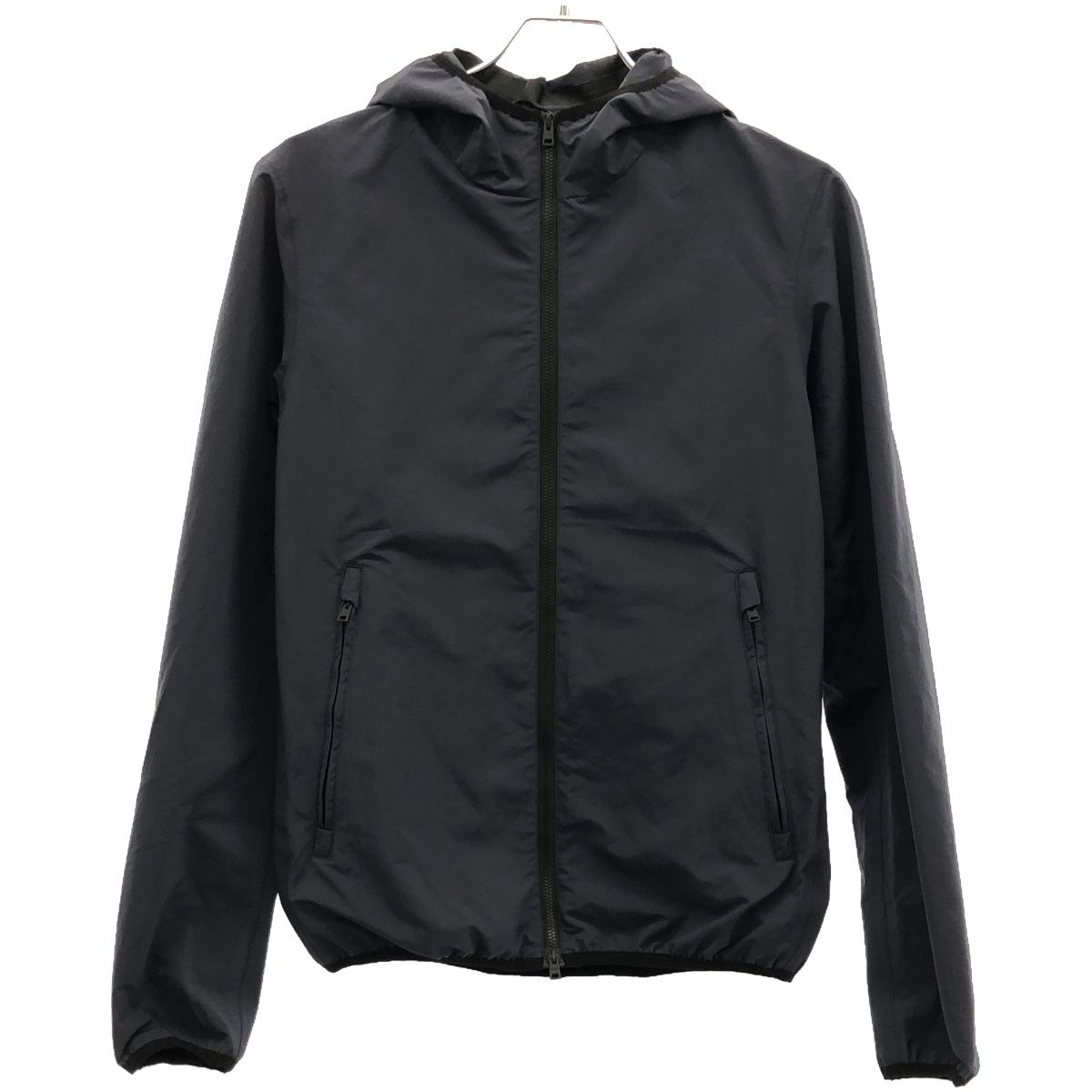 【ヘルノ・美品】HERNO マウンテンパーカ GI0154U19339 ヘルノ / HERNO / マウンテンパーカー型 / ウルトラライト高密度