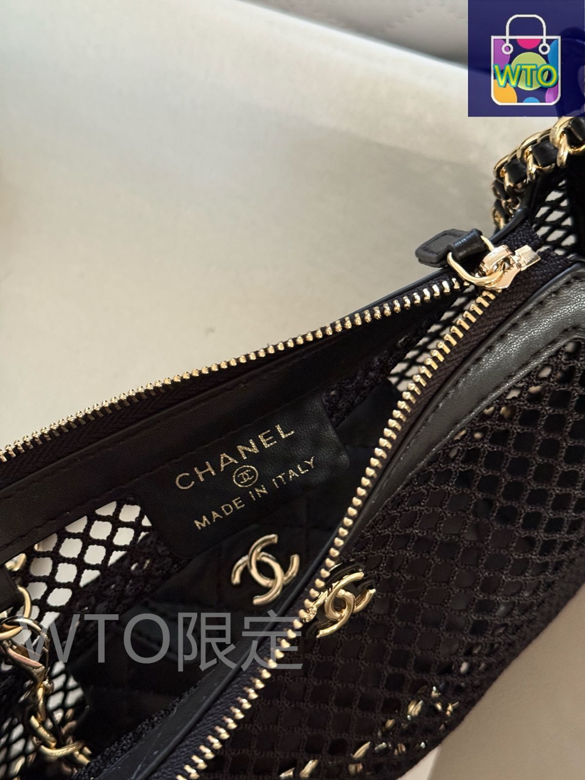 今日特価】Chanel シャネル 25S 漁網バッグ 小カードポーチ付き