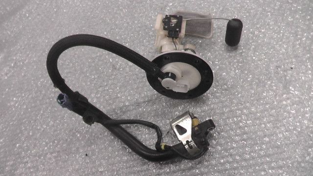 シグナス-X SR FI SE44J-304xxx の フューエルポンプ 1760589122