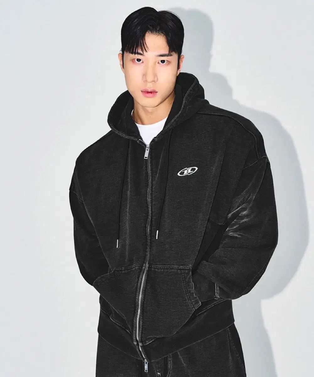 BORN TO WIN デニム フード ジップアップ ブラック 2