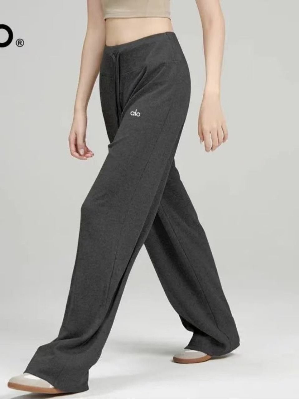 タグ付き Alo yoga アローヨガ ヒップカットアウトパンツ XS BK