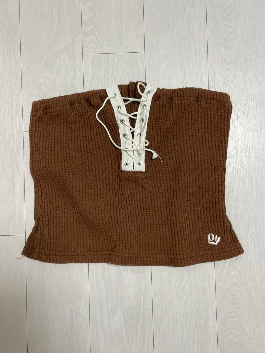 GLOWNY グロウニー タンクトップ