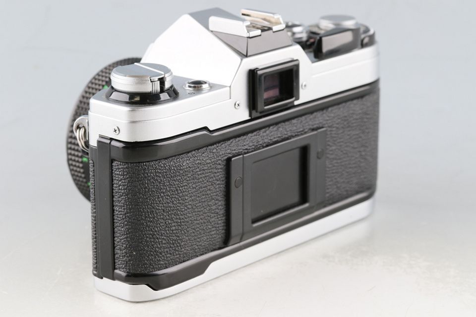 ニコン Nikon F アイレベル シルバー ボディ＃3164 赤城耕一：第5回 ブラックにするか、シルバークロームにするか
