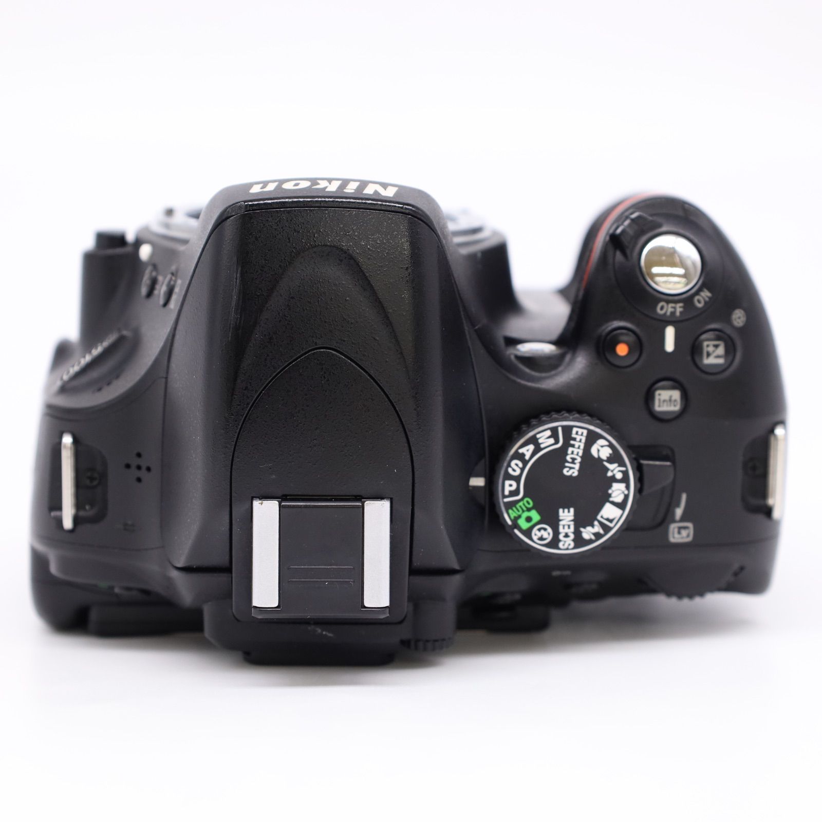 ニコン D5100