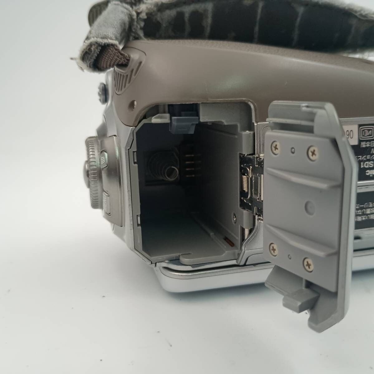 Panasonic HDC-SD1 DIGITAL Video Camera Silver パナソニック ビデオ