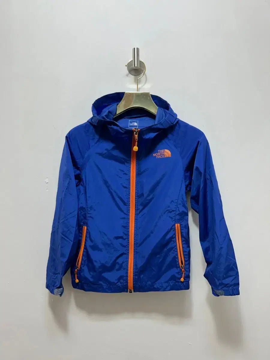 120 THE NORTH FACE ザノースフェイス 男児 フード ウィンドブレーカー ジャケット 機能性
