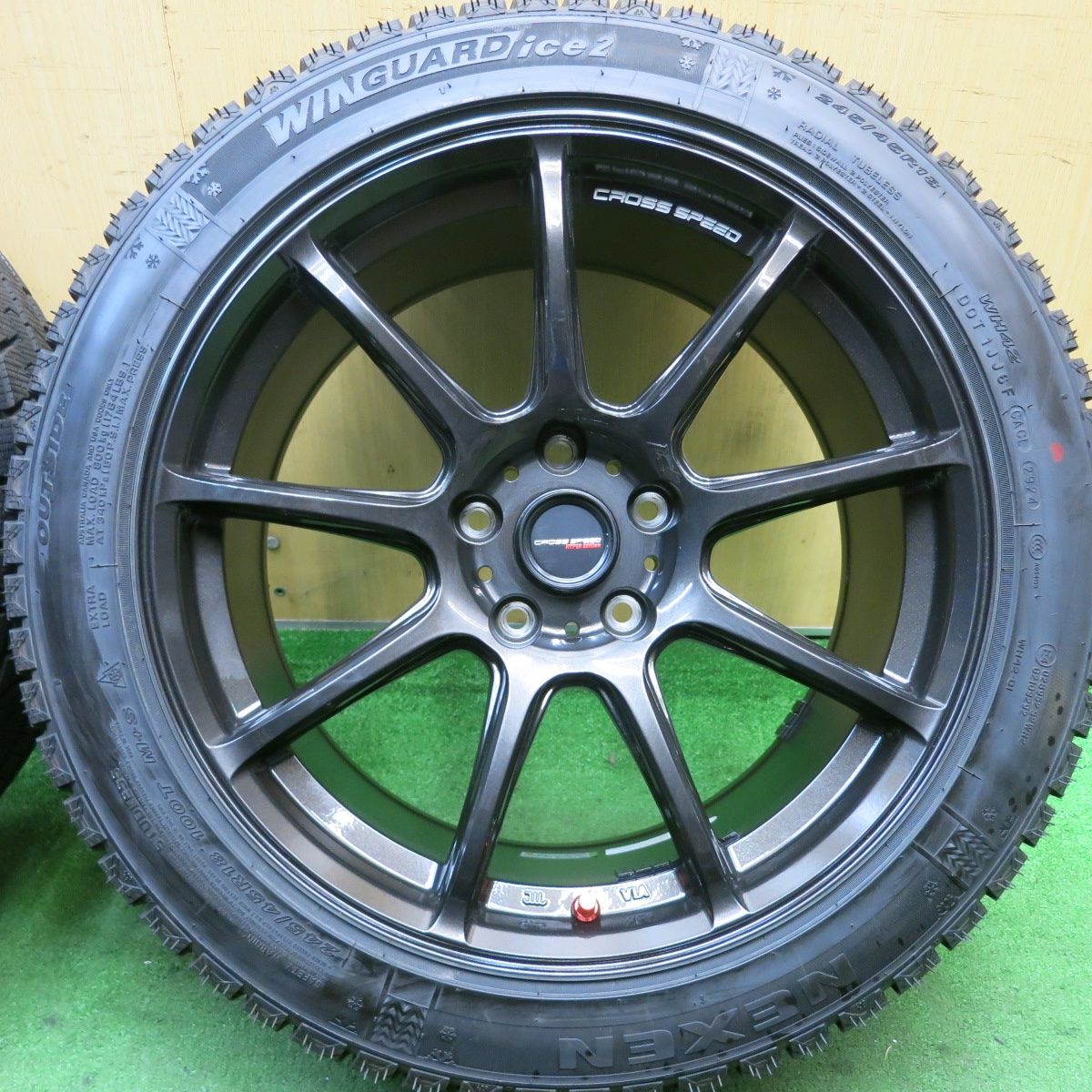 タイヤほぼ未使用！24年！キレイ☆スタッドレス CROSS SPEED RS9 HYPER 
