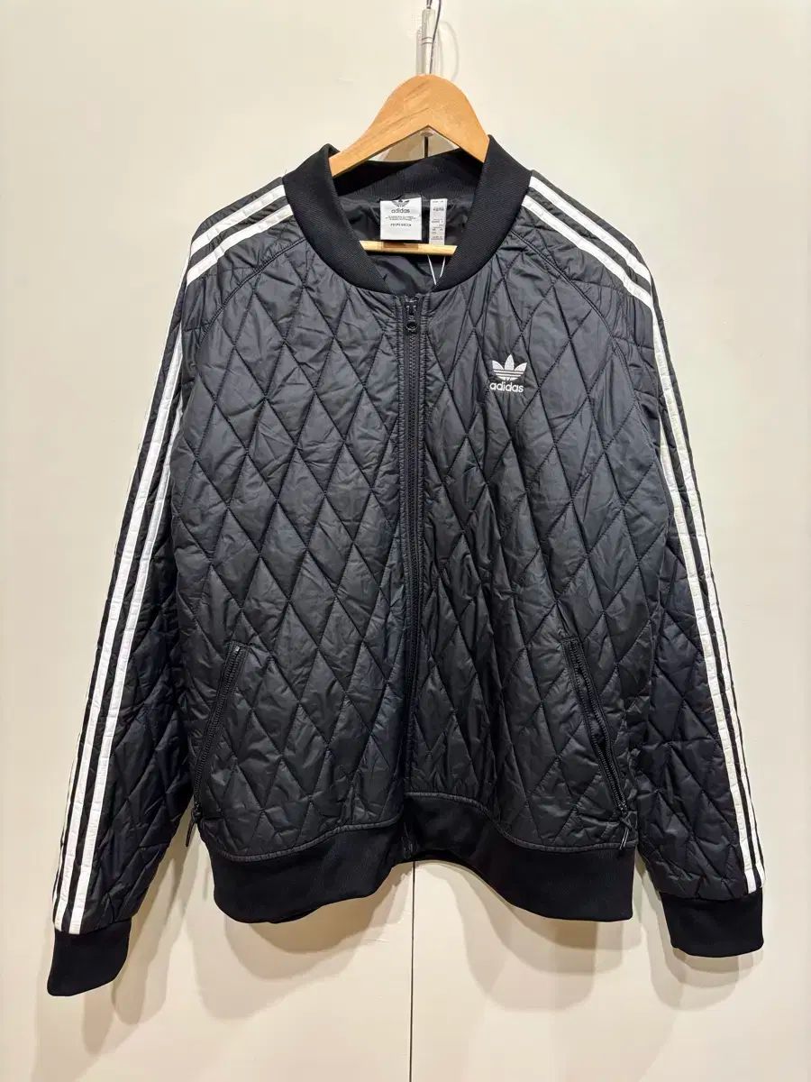 adidas アディダス キルティング ヌビ ジャケット 黒