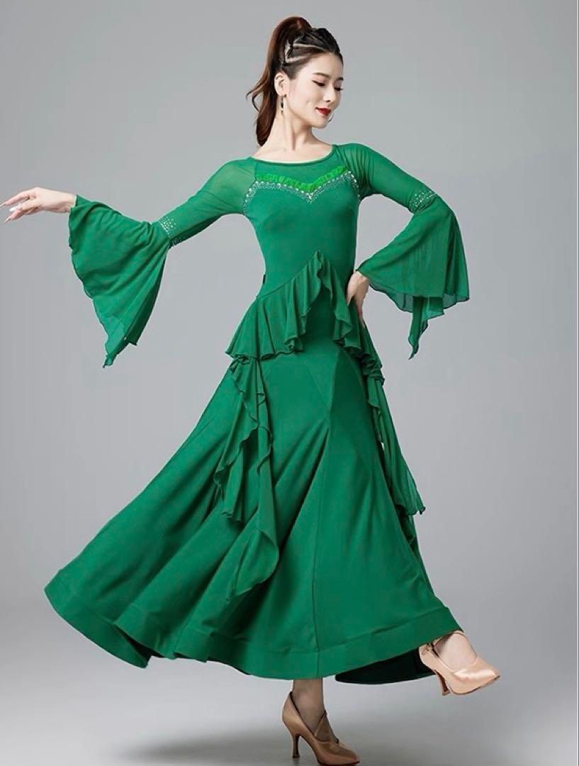 美しいレースのスタンダードドレス✨ダンスパーティーに最適な華やぎ