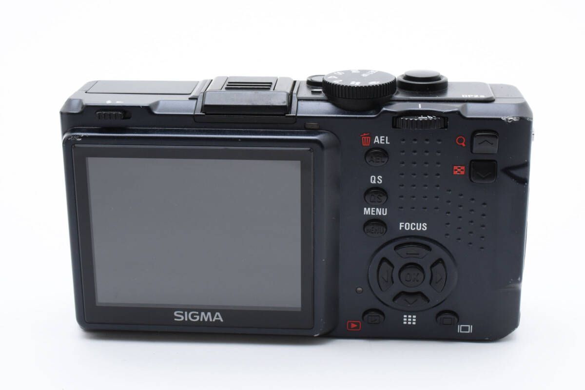 【SIGMA】DP2s／バッテリー２個付属 ☆良品☆ シグマ SIGMA DP2s 元箱 バッテリー2個 付属品未開封