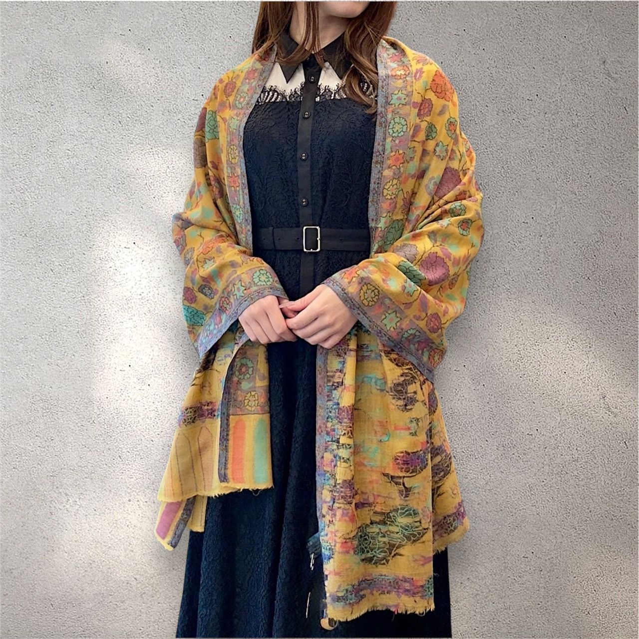 カシミヤショール ジャガード織 花柄 ストール 黄色 イエロー ボタニカル柄 大判 手織り カシミール 伝統工芸 カシミヤ100％ フラワーモチーフ ギフト向け 春夏秋兼用 インテリアにもおすすめ