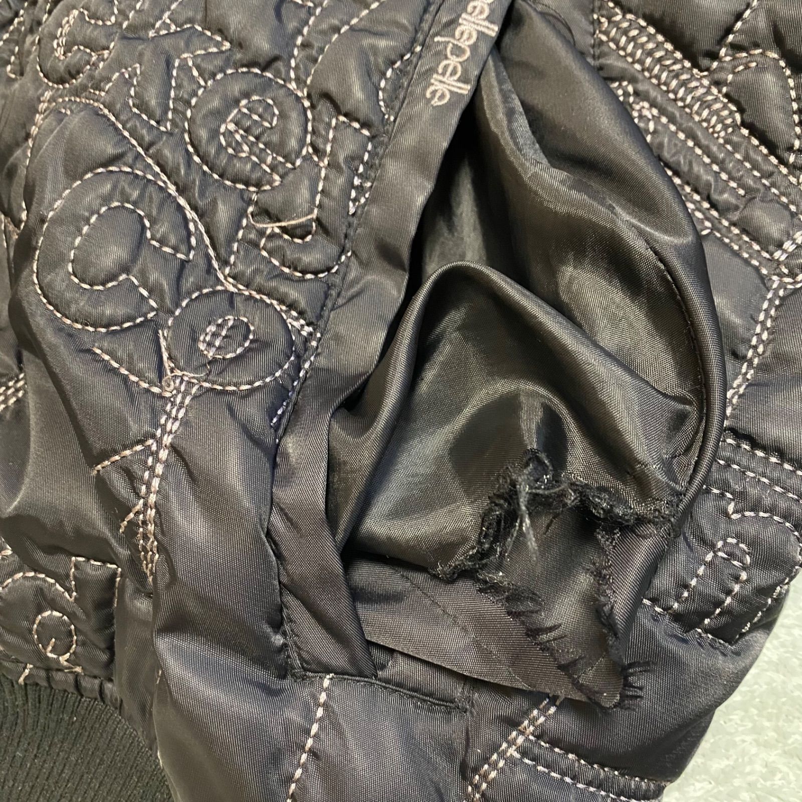 オンラインストア銀座 pellepelle  ブルゾン  レザーコンビ   キルティング  刺繍