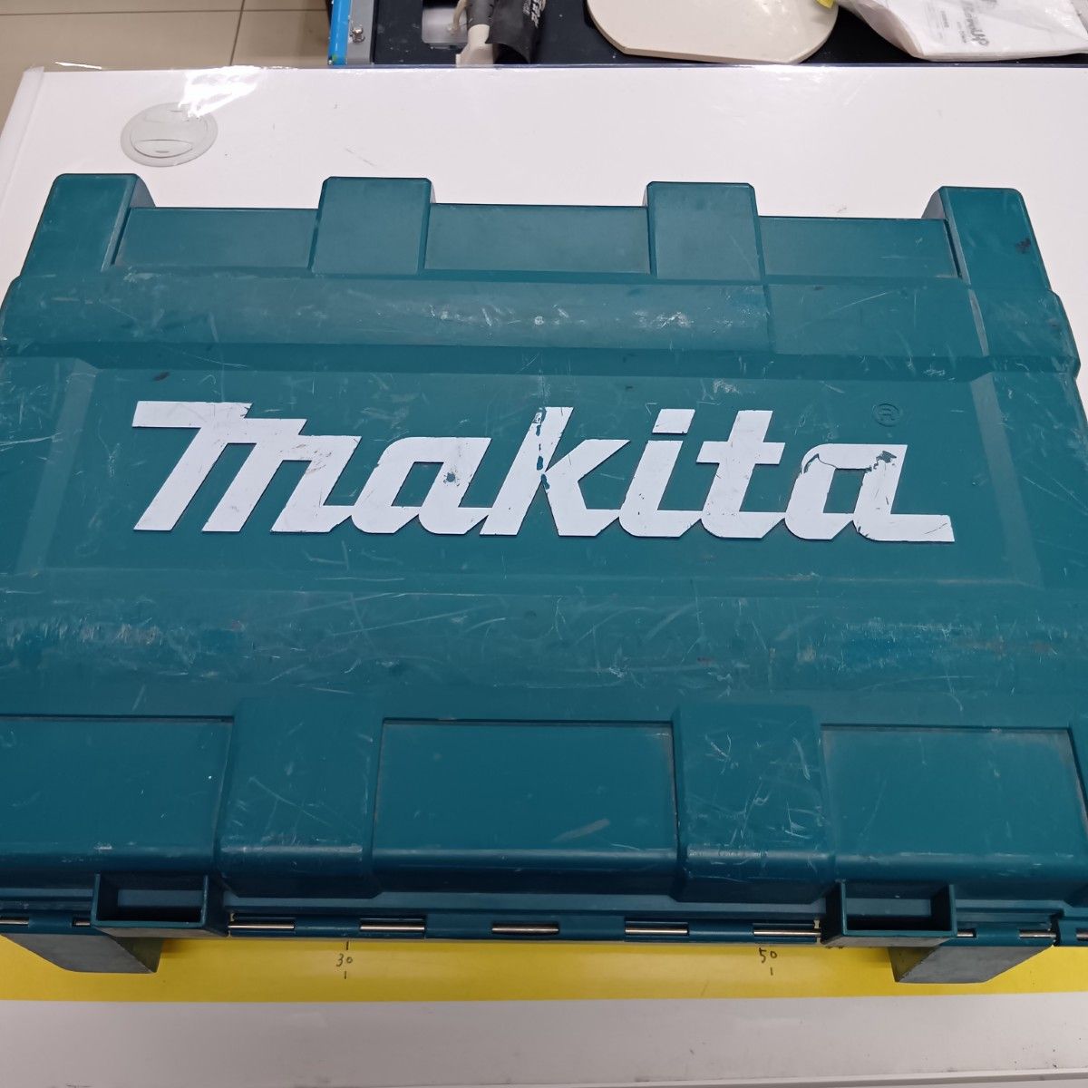 ハンマー・てこ・打刻 MAKITA マキタ HR182D ブルー 締め付け工具